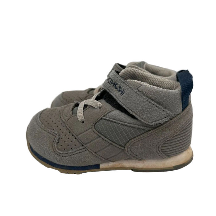 High Top Sneakers/Velcro Straps