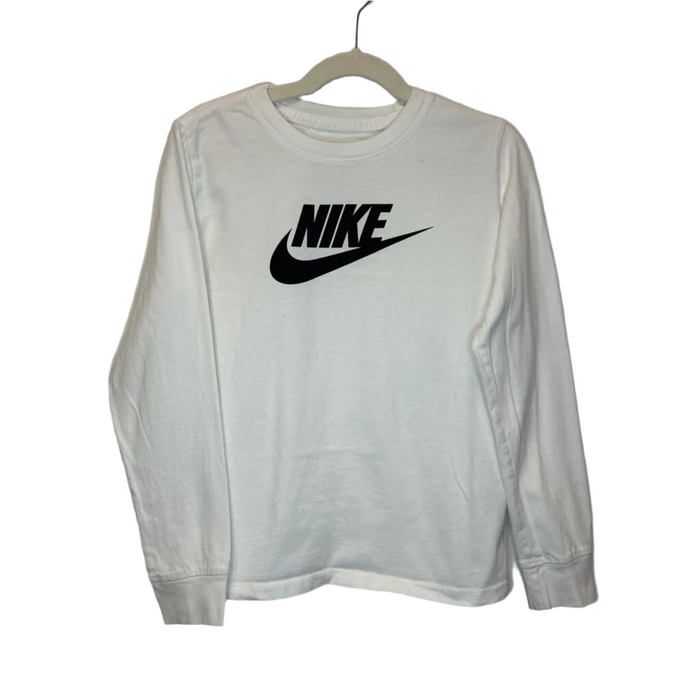 LS Shirt / Nike Swoosh Decal