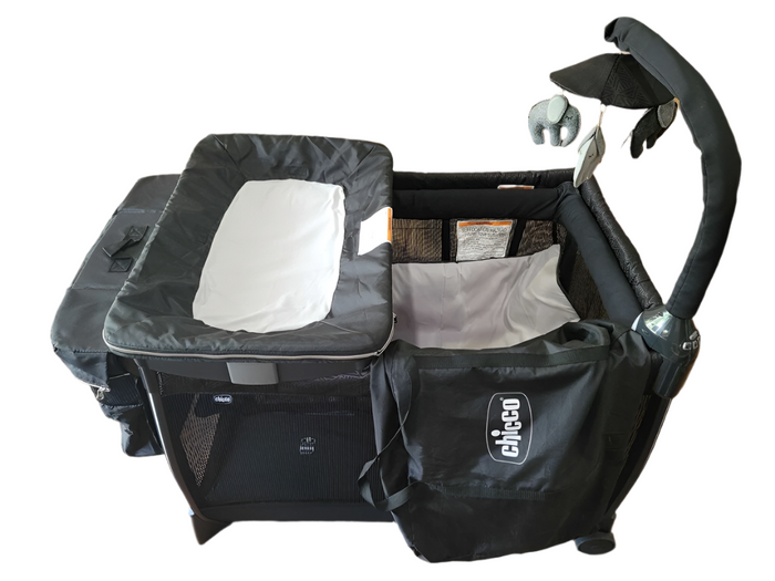 Pack N' Play w/Changing Table