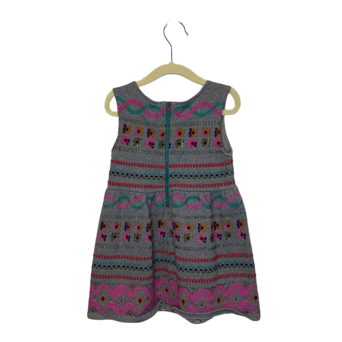 Sleeveless Dress/Embroidered