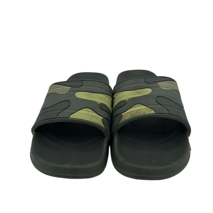 Slip On Sandals / Camo