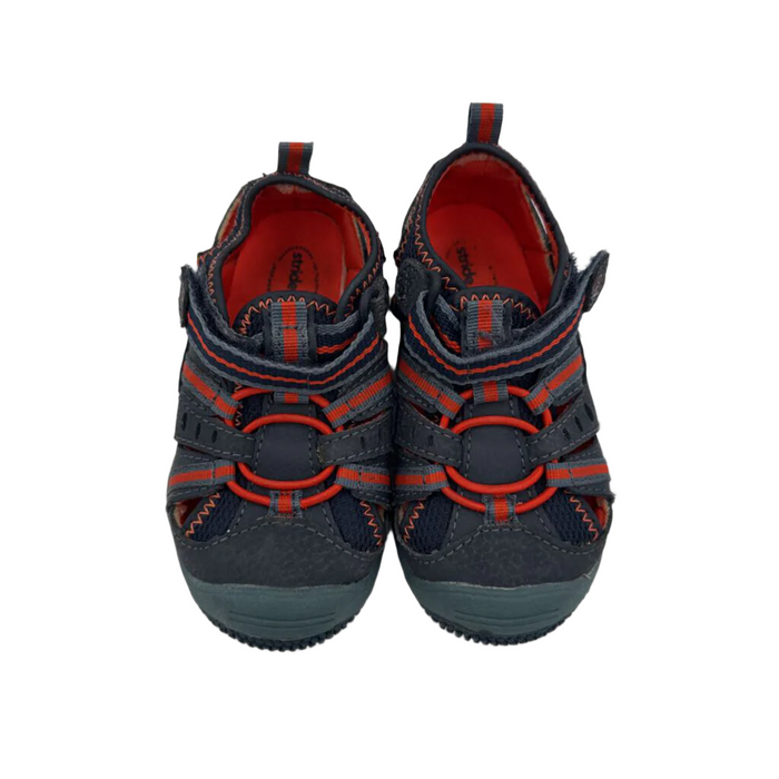 Slip on Water Shoes/Velcro