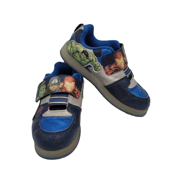 Velcro Light Up Sneakers / Marvel