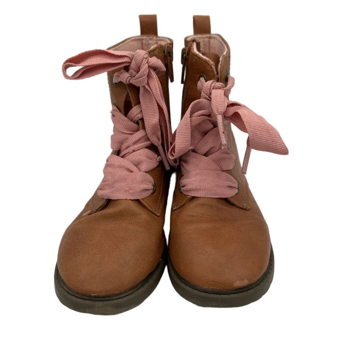 zip up ankle boots